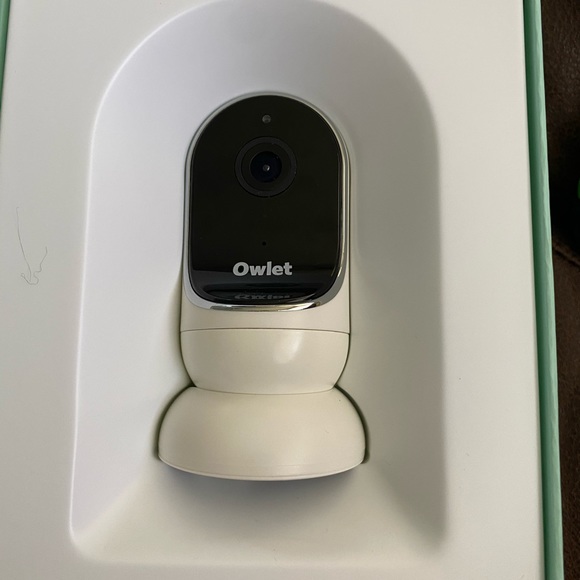 Owlet socks and monitor - Picture 1 of 3